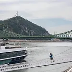 Central - Large - Modern At River