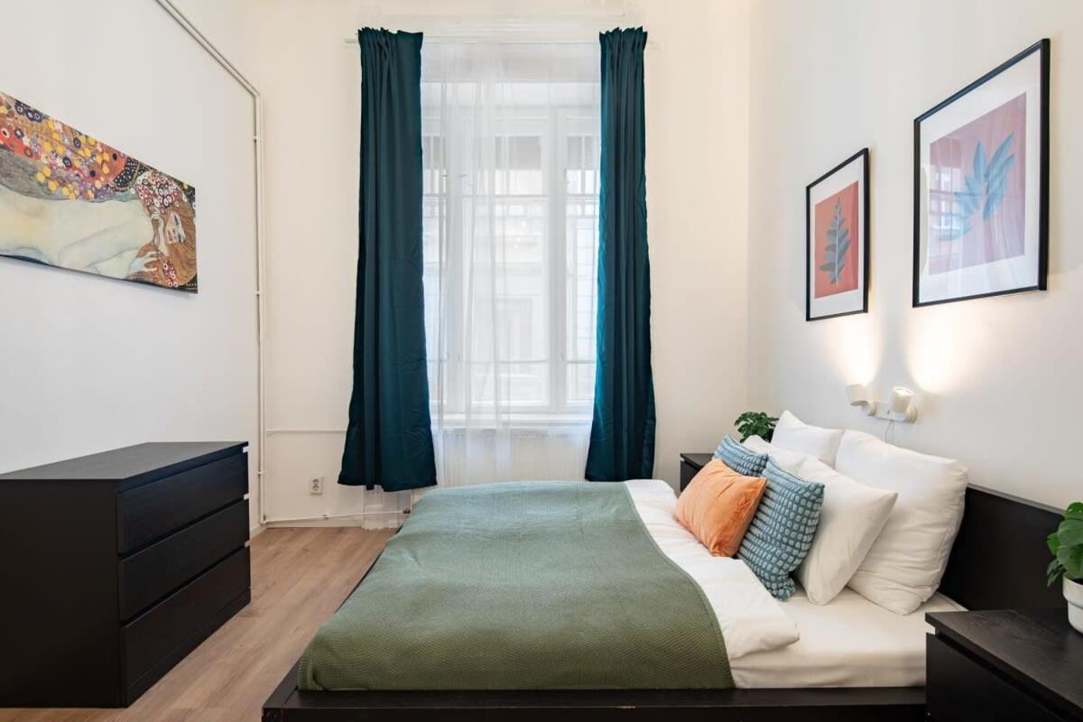 Apartment - Large - Modern At River Budapest
